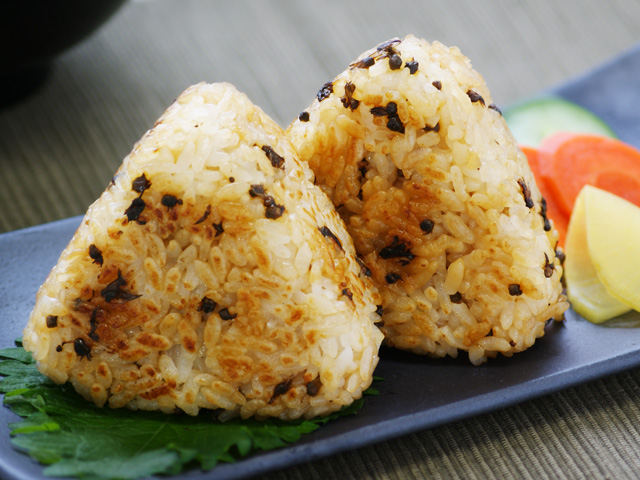 焼きおにぎり（醤油たれ）