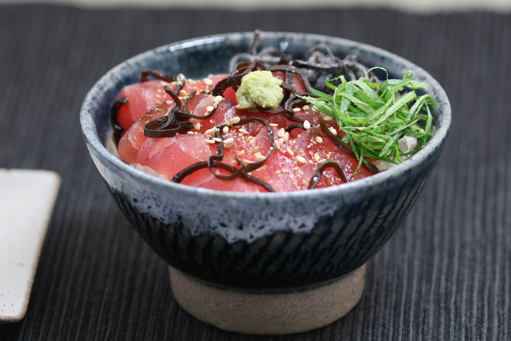 塩っぺまぐろ丼